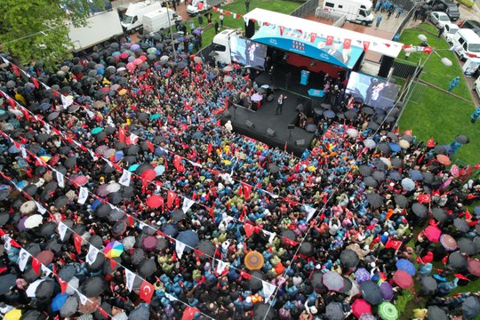 İmamoğlu: Bizi yok sayanları, bu seçimde evlerine yollayacağız, evlerine