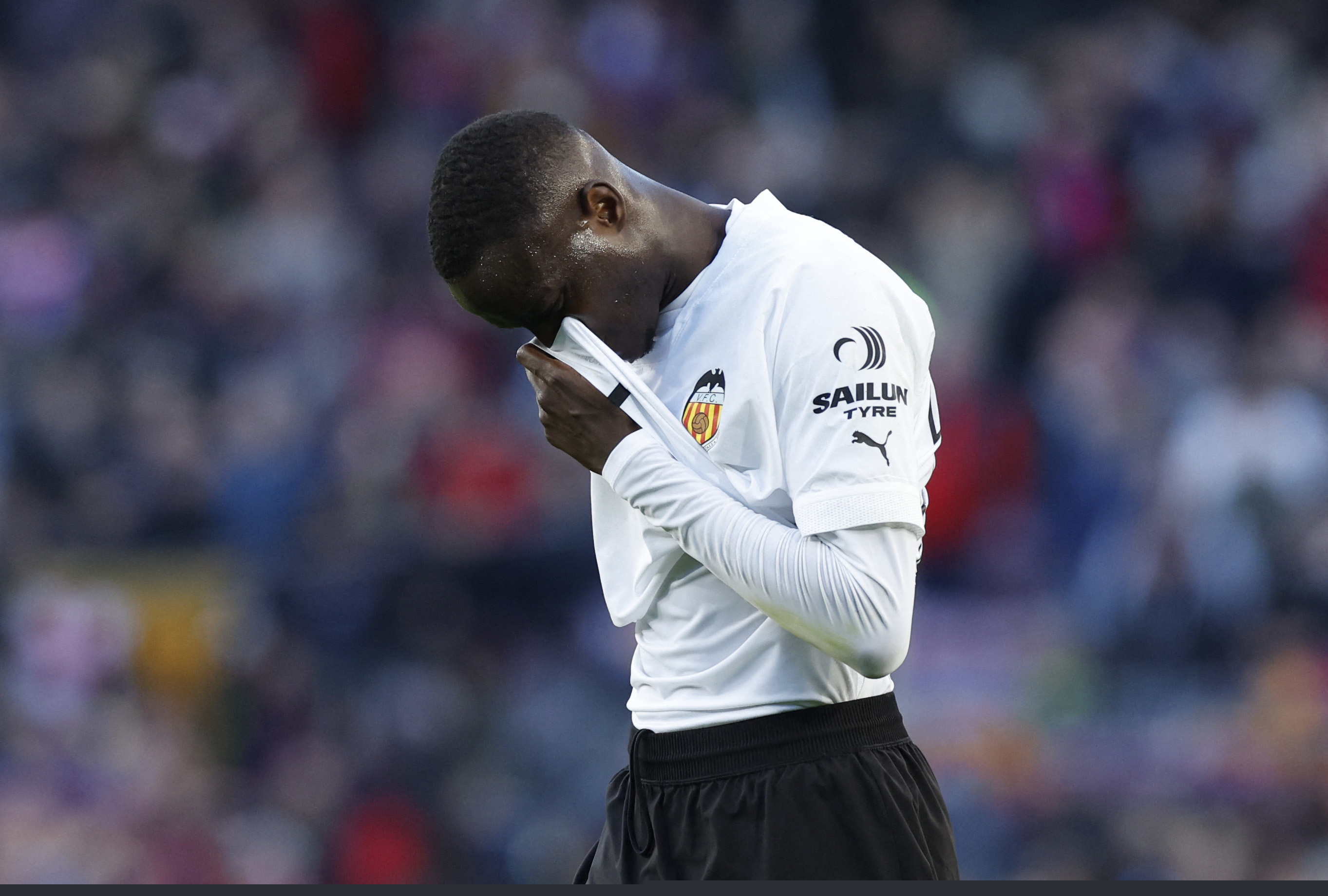 La Liga : L'énorme boulette de Mouctar Diakhaby qui offre un but à Valladolid !