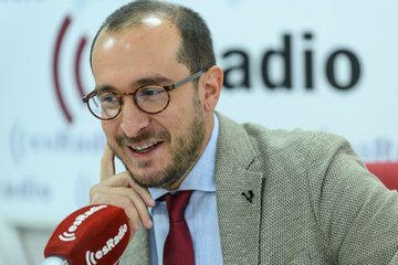 Luca Costantini: "Yolanda Díaz se aprovecha de Beiras y crea la 'Syriza gallega'"