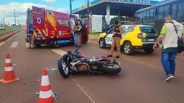 Motociclista sofre múltiplas fraturas após colisão com carro em Toledo
