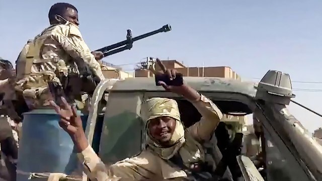 ما وراء الخبر - المواجهات في السودان.. ما فرص نجاح مبادرات الحل؟