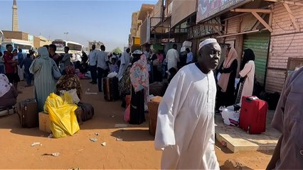 في ظل استمرار الاقتتال.. ما مسارات النزوح التي يلجأ إليها السودانيون؟
