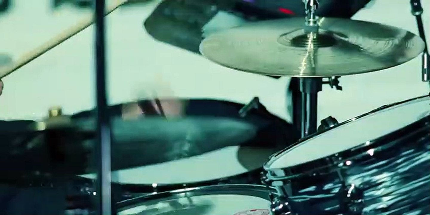 Miley Cyrus - Flowers (Backyard Sessions)