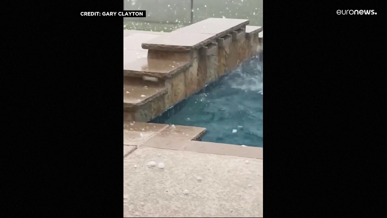 شاهد: وابل من البَرَد بحجم كرات "بيسبول" وعواصف رعدية شديدة تضرب تكساس