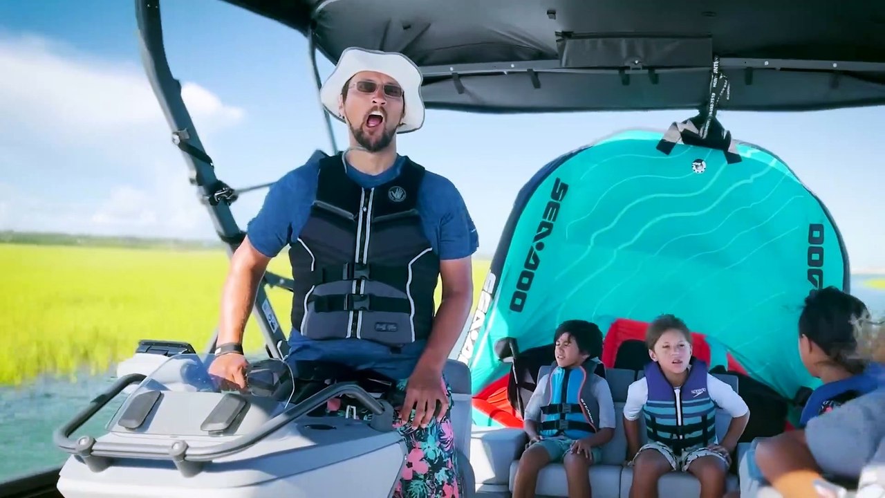 We Lost a Boat & Found a Shark! (FV Family Vlog)