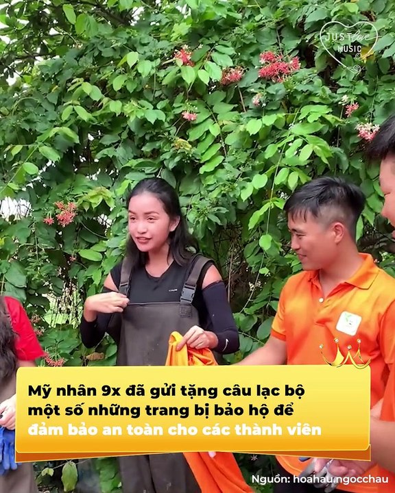 Bị chê nhận giải Đại sứ Môi trường mà chẳng làm gì: Ngọc Châu xuống kênh nước đen dọn rác | Điện Ảnh Net