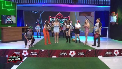 Perro le hace del baño a conductora en pleno programa en vivo