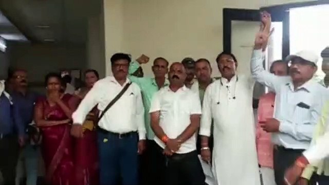 Organization's sloganeering, officers looked helpless
