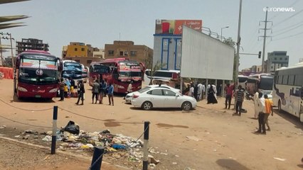 معارك عنيفة في العاصمة السودانية ودارفور رغم الهدنة
