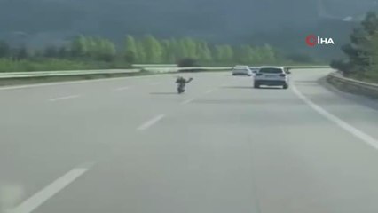 Otobanda canlarını hiçe sayarak böyle gittiler