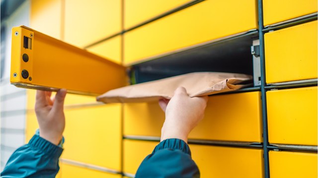 Livraison de colis : pourquoi Mondial Relay, Colissimo ou Amazon vont implanter encore plus de lockers