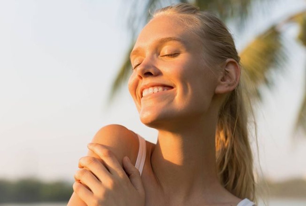 Cette crème solaire hydratante à l’acide hyaluronique cartonne sur la Toile