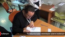 Yurtdışında kalan vatandaşlar oylarını kullanıyor