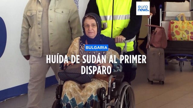 Sudán | Continúan las evacuaciones de la UE mientras cincuenta mil personas huyen de los combates