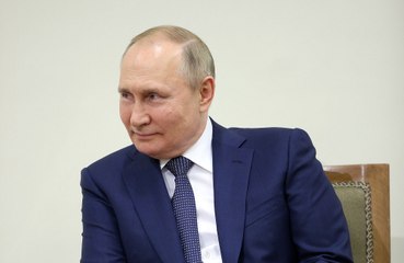 Video herunterladen: Die Ukraine soll versucht haben, Wladimir Putin mit einer Selbstmorddrohne zu „ermorden“