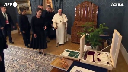 Papa in Ungheria, Francesco a colloquio con la presidente Novak