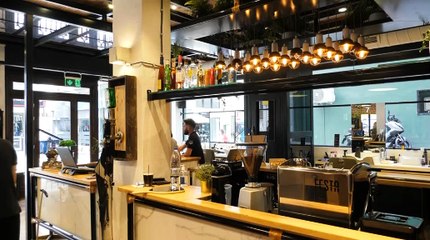 Κομμωτήρια Γιάννης Τζανής cut & color και Barba Giannis στη Χαλκίδα