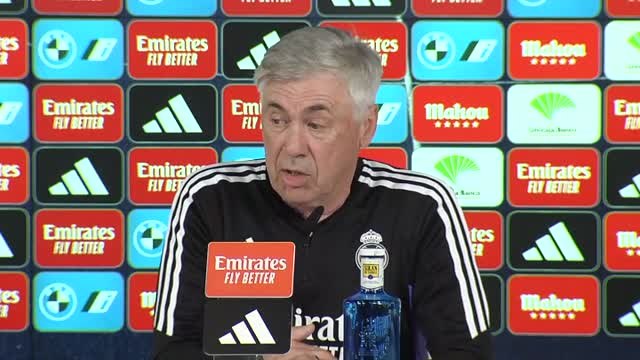 Ancelotti, sobre las patadas a Vinicius: La suerte es que tiene una estructura fuerte, capaz de aguantar