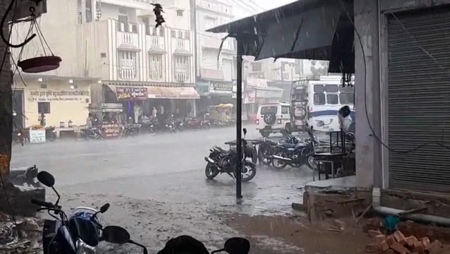 जिले में पश्चिमी विक्षोभ का असर: कई इलाकों में धूलभरी चली आंधी, हुई बारिश