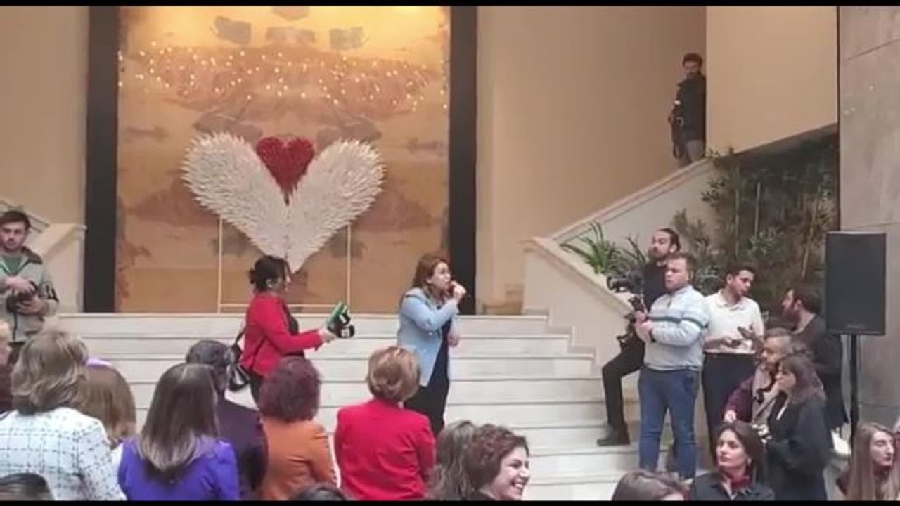 CHP Genel Başkan Yardımcısı Gülizar Biçer Karaca: 'Beşik sallayan kadınlar, sahayı sallayacak'