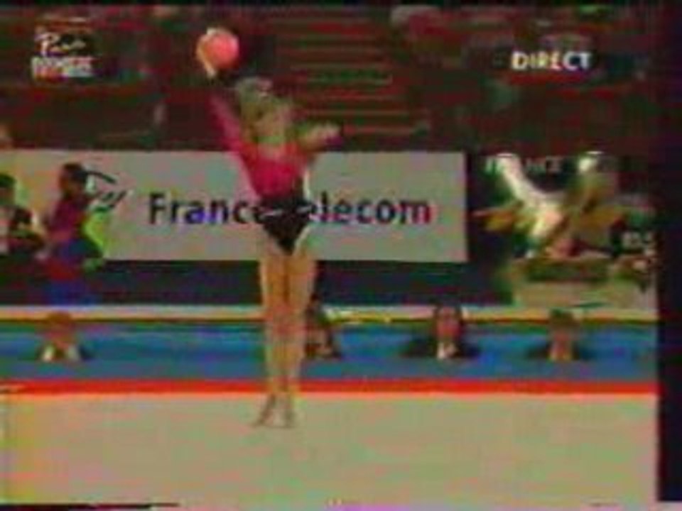 Eva Serrano ballon Bercy 1993