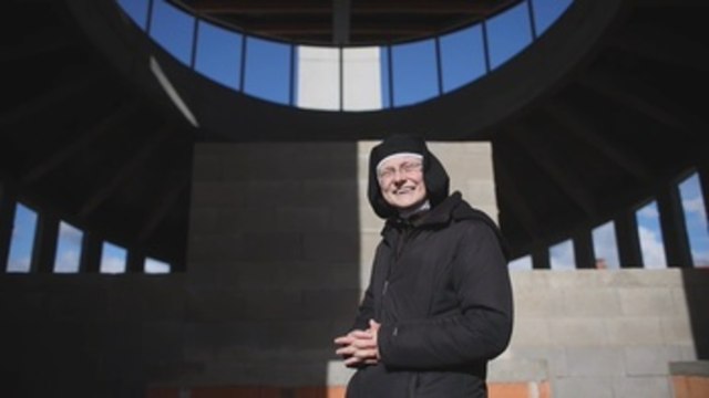 Nueve carmelitas se ponen manos a la obra para poder tener listo en 2023 su nuevo monasterio cerca de Praga (V)