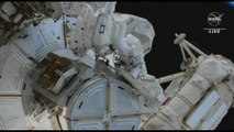 Prima passeggiata spaziale della storia per un astronauta emiratino