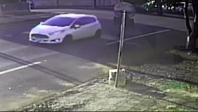 Câmera registra acidente que deixou motociclista ferido no Parque São Paulo