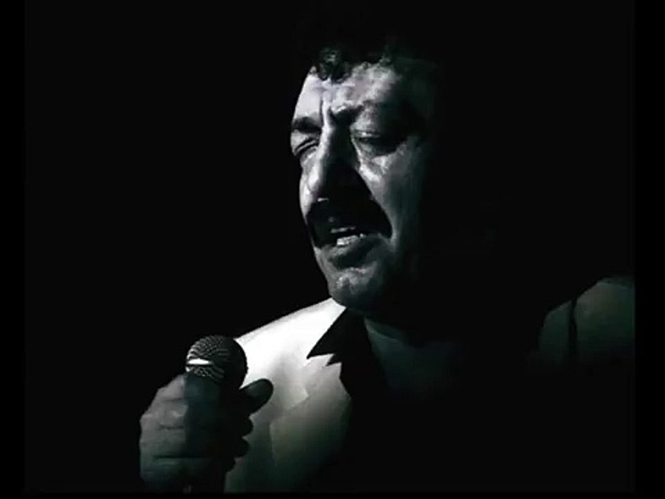 Müslüm Gürses – Sen Yanlış Yaptın 🎤 | Aşkın ve Pişmanlığın En Duygusal Yüzü
