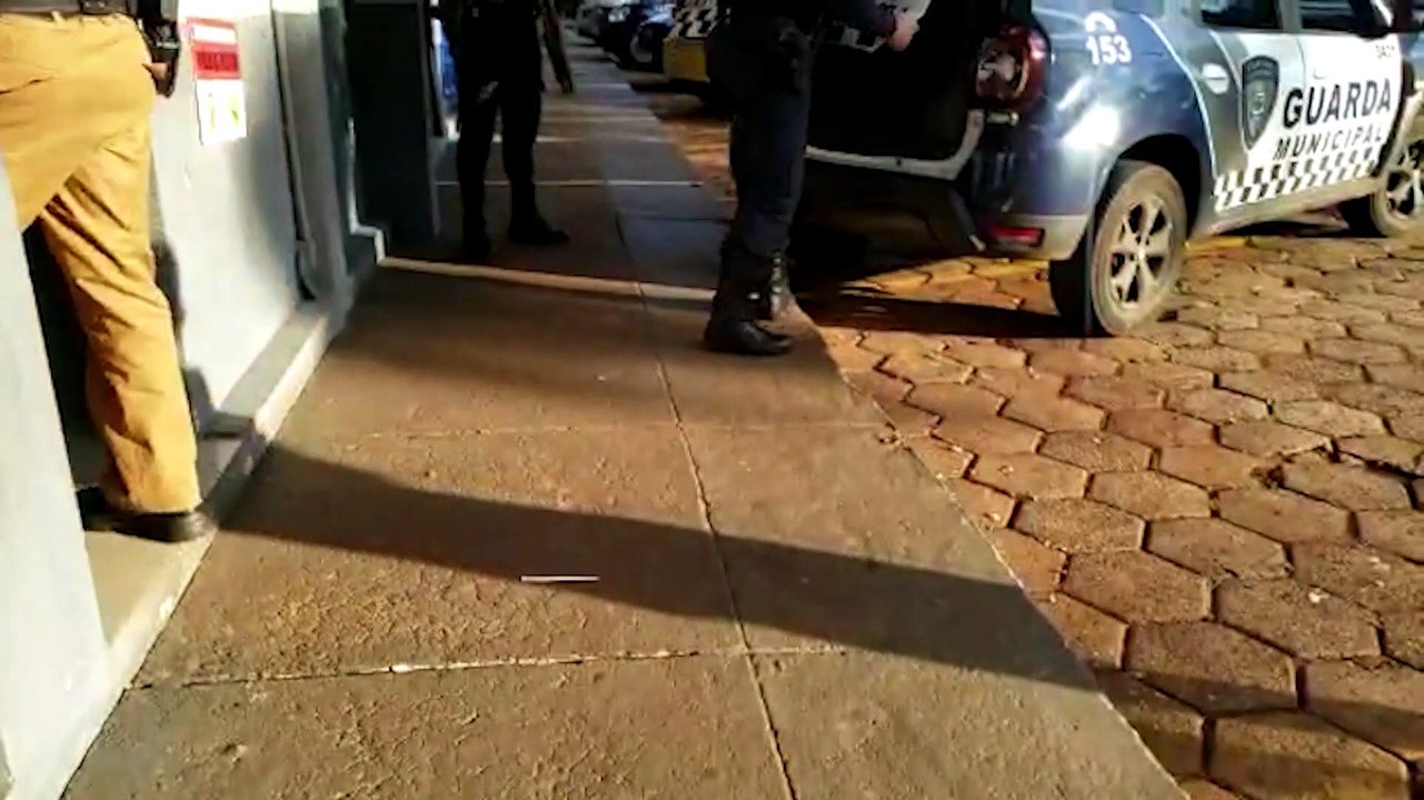 Foragido da justiça é detido após abordagem social na Rodoviária