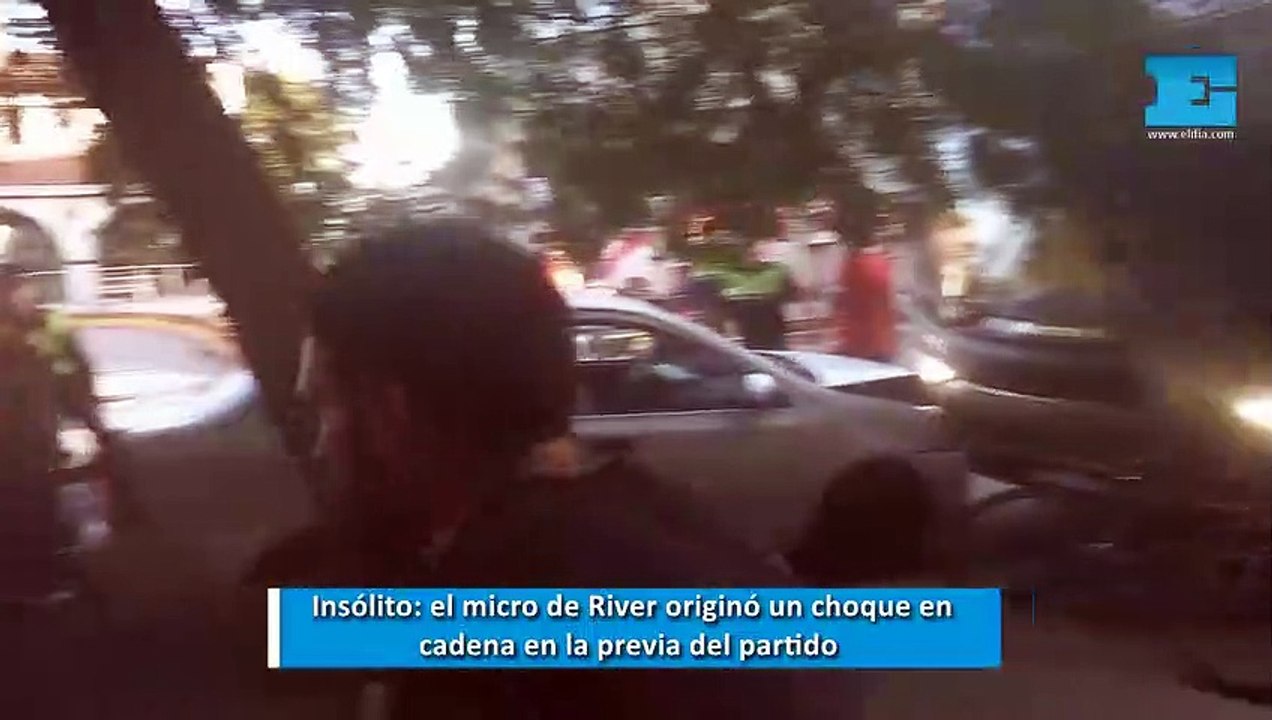 Insólito: el micro de River protagonizó un accidente en la previa del partido