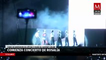 Da inicio el concierto de Rosalía en el Zócalo de CdMx