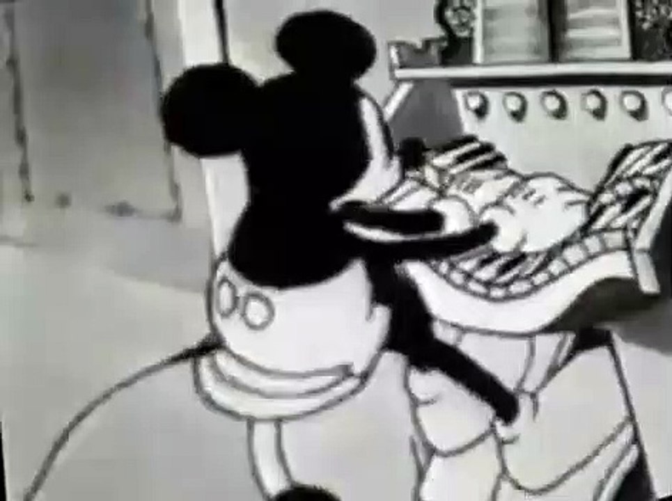 Mickey Mouse Sound Cartoons (1929) - Haunted House