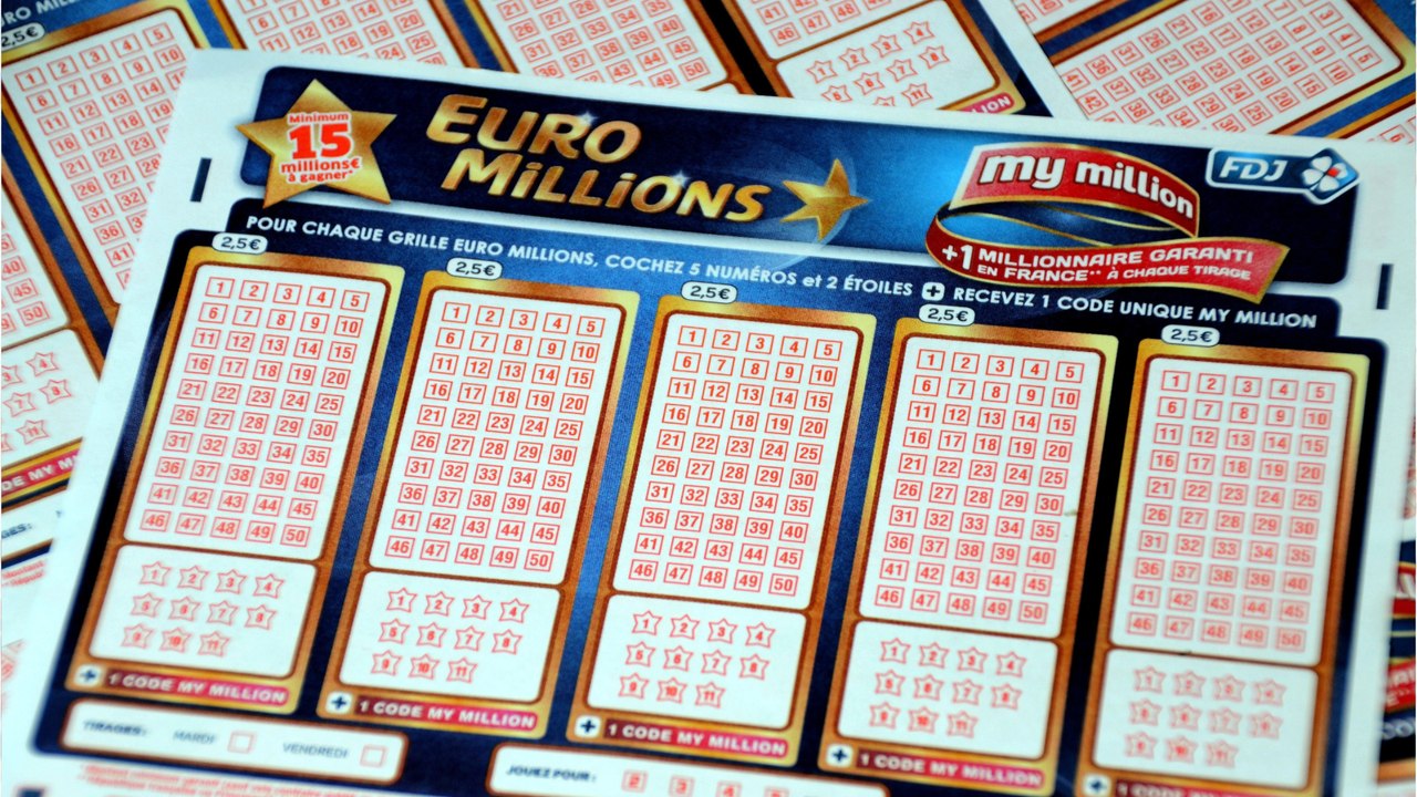 EuroMillions : il prend sa retraite plus tôt grâce au gros chèque qu'il a remporté