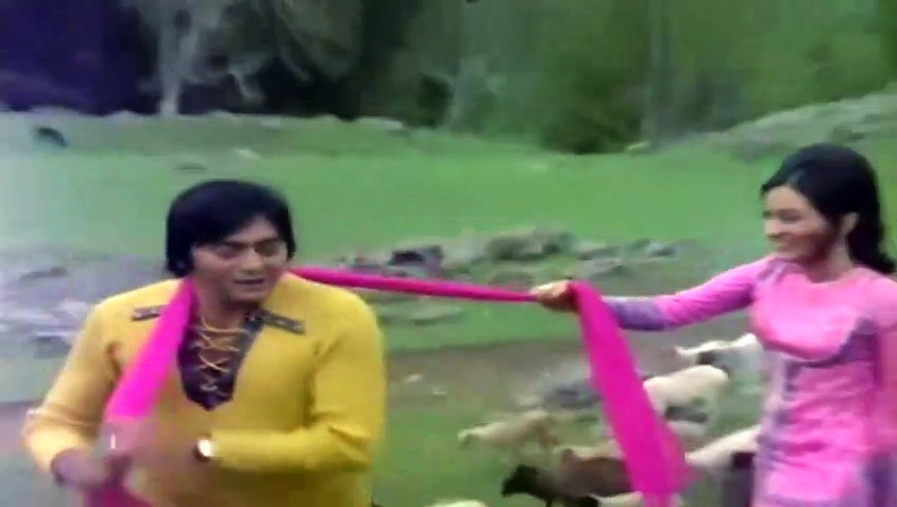 zakhmee dil mein holi jal rahi hai