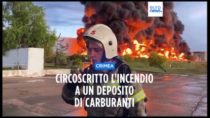Incendio in un deposito di carburanti in Crimea: "Rogo circoscritto"