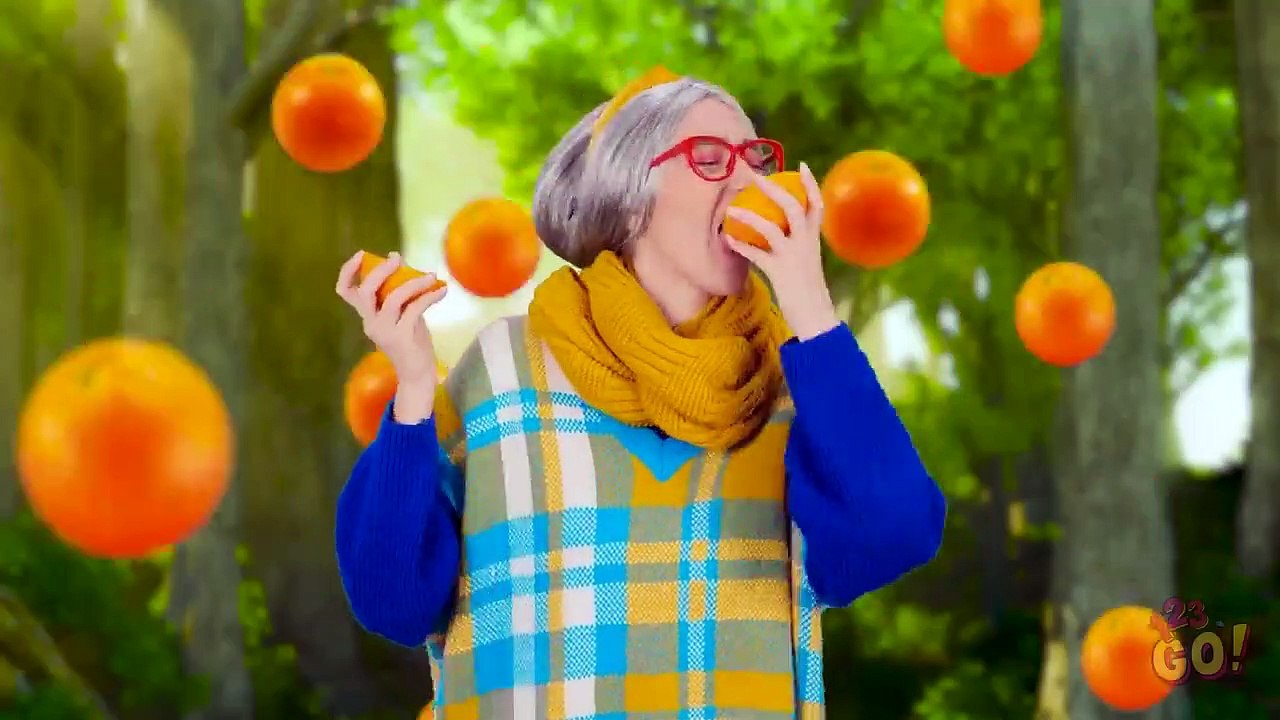 WEDNESDAY ADDAMS VS GRANDMA -- Fancy Gadgets vs Cheap Crafts! Secret Parenting Hacks by 123 GO!