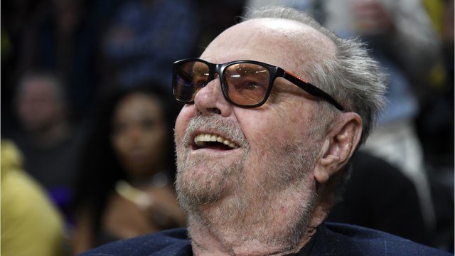 Voici - Jack Nicholson malade ? L'acteur fait une réapparition surprise en public lors d'un match de basket-ball