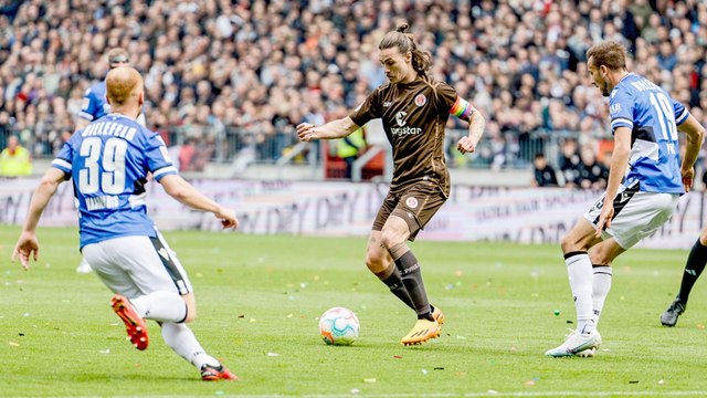 St Pauli v Arminia Bielefeld