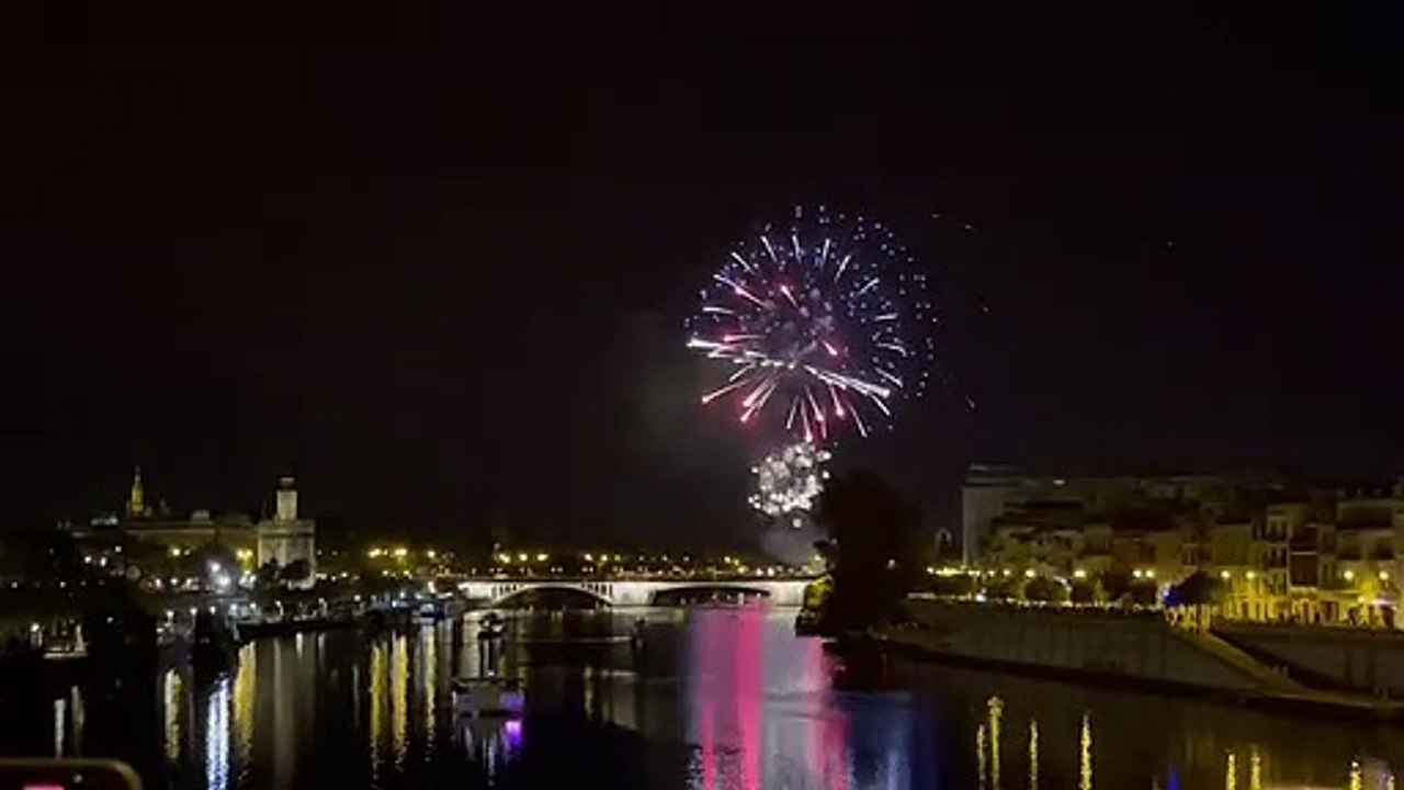 Los fuegos artificiales de la Feria de Abril 2023