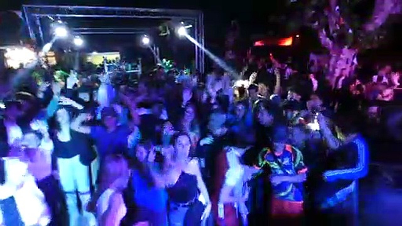 Redessan : Les DJ mettent l'ambiance pour la fête du muguet