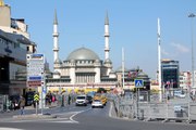 Taksim'de 1 Mayıs hazırlıkları