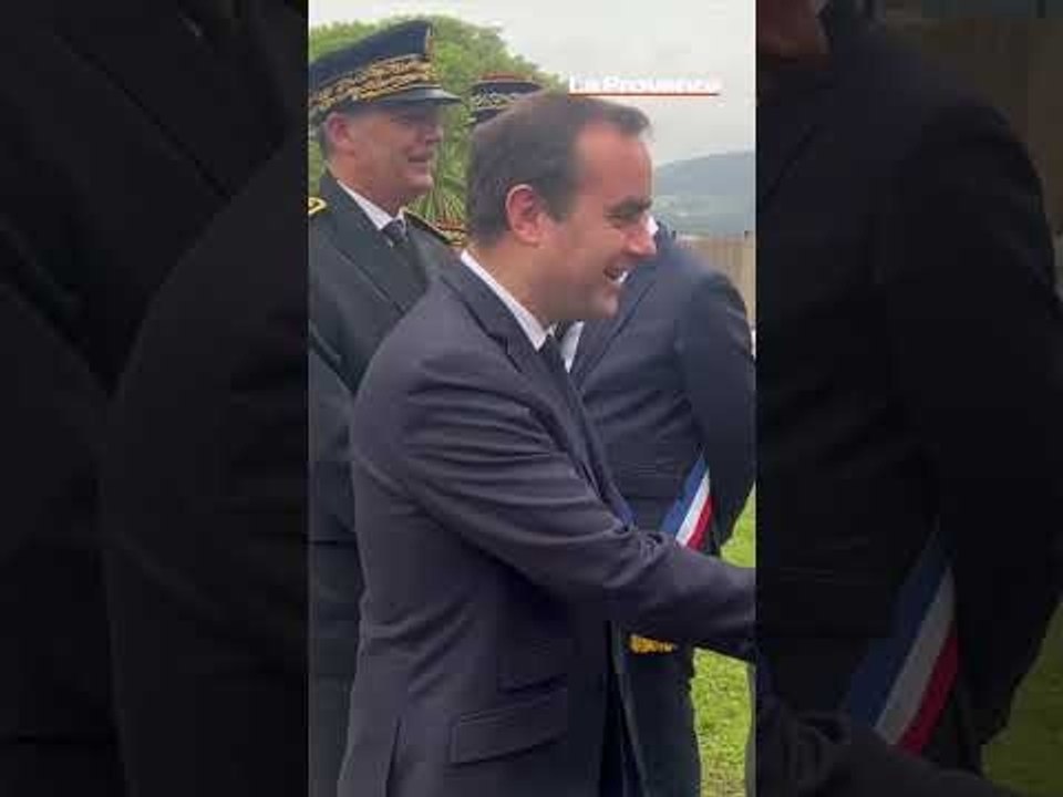 Le ministre des armées Sébastien Lecornu a fait son arrivée pour assister à la cérémonie de Camerone