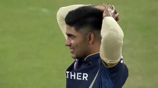 Suhana Khan started blushing and hid behind her friend when Shubman Gill said Hi to her in KKR vs GT