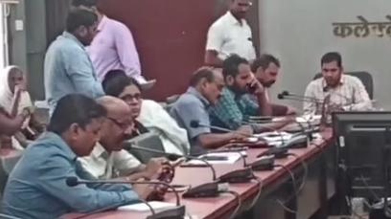 अनूपपुर: जिला पंचायत ने 2299 लोगों को जारी किया नोटिस,मचा हड़कंप