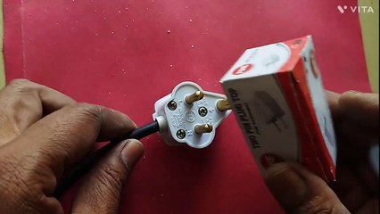 How to connect  a 2 pin top in 3 core wire hindi