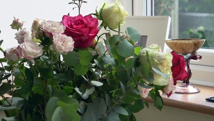 جويس لويس تسعينية بريطانية حضرت تتويج الملكة إليزابيث الثانية