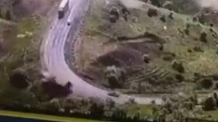 Şırnak'ta askerleri taşıyan otobüsün kaza anı kamerada
