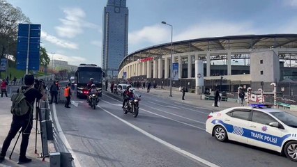 Galatasaray'da derbi öncesi coşku!