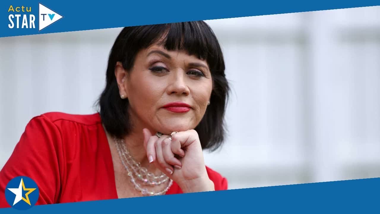 Samantha Markle : la demi-sœur de Meghan Markle s’en prend une nouvelle fois aux Sussex